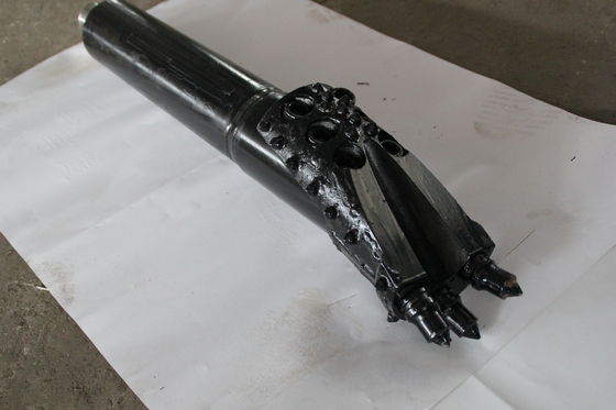 Odporny na zużycie wiertło HDD z wysokim stopem z ochroną ładowania sondy sygnałowej i gniazdem do przesyłania sygnału niemetalowego