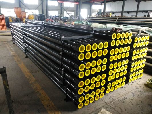 Rura osłonowa studni naftowej OD 4.5, rura wiertnicza 415 funtów z wbudowanym ściągaczem